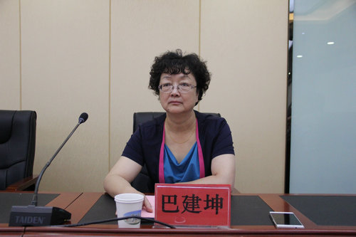 副校长巴建坤出席结业典礼并宣读表彰决定