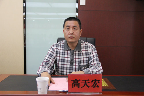 学院副院长高天宏出席结业典礼